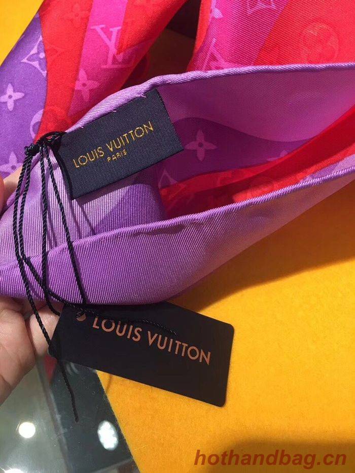 Louis Vuitton Scarf LVS00150